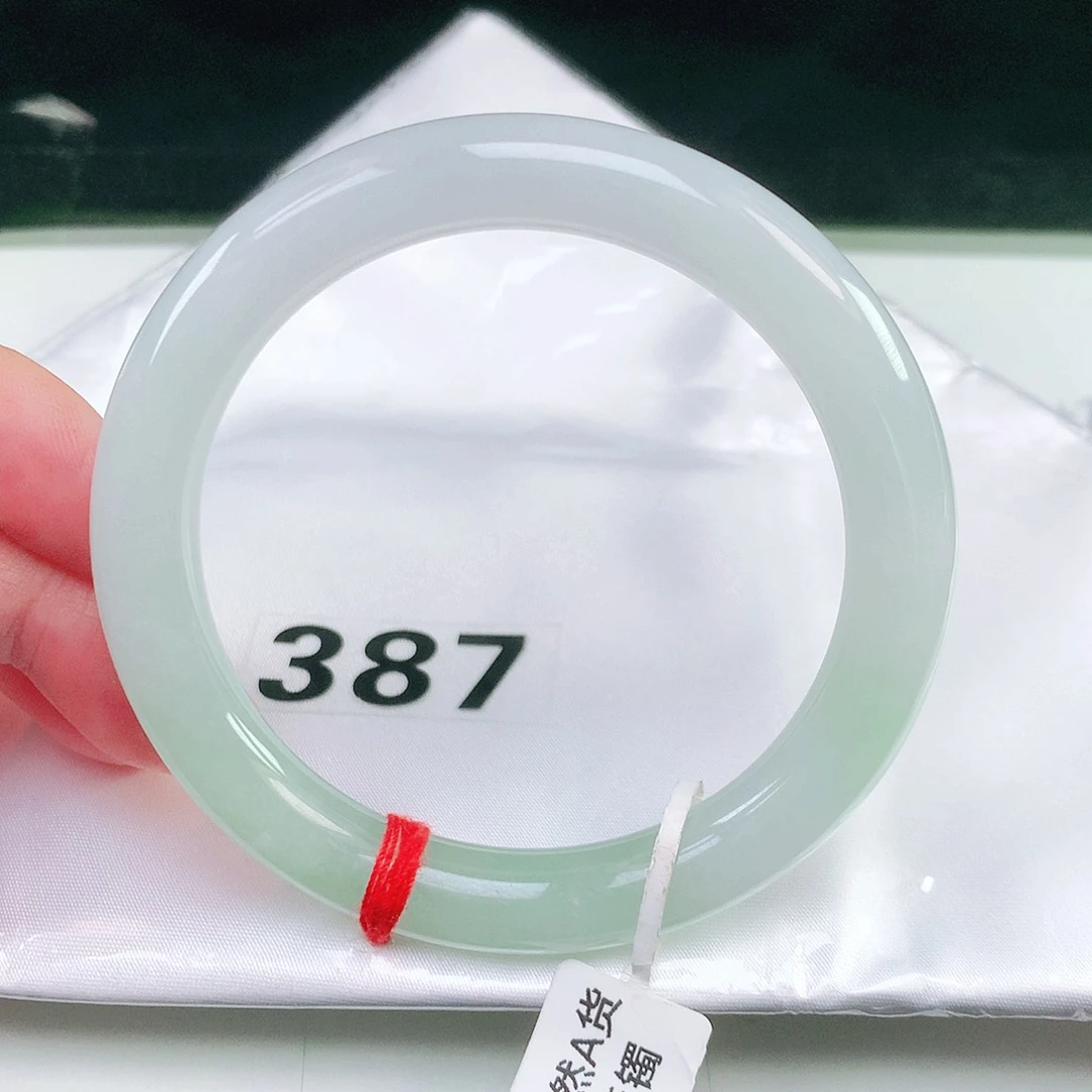 白***白未镶嵌手镯（圆镯）翡翠387