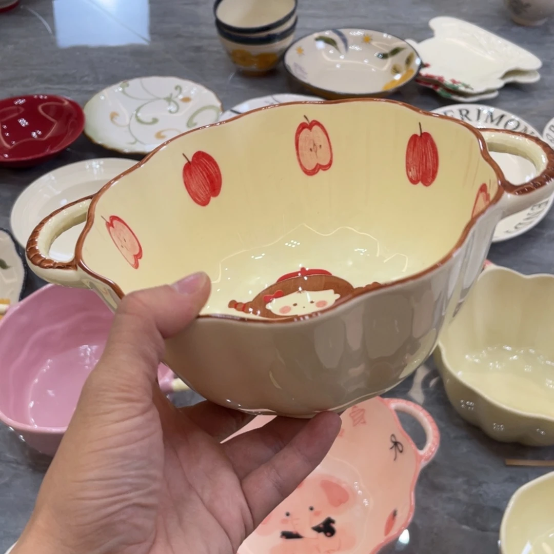 陶瓷微瑕餐具介意勿拍，满18飞！
