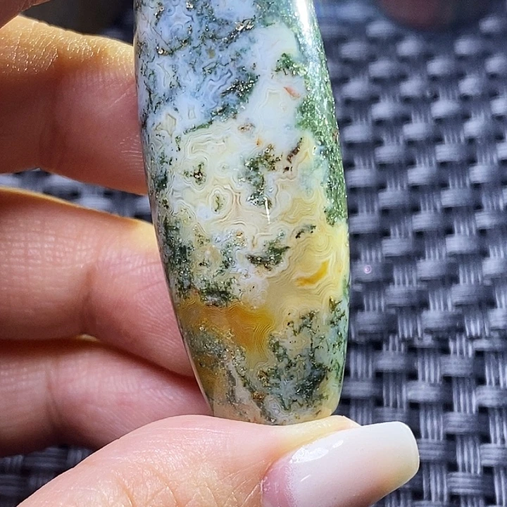 你***呢玛瑙/玉髓未镶嵌颈饰