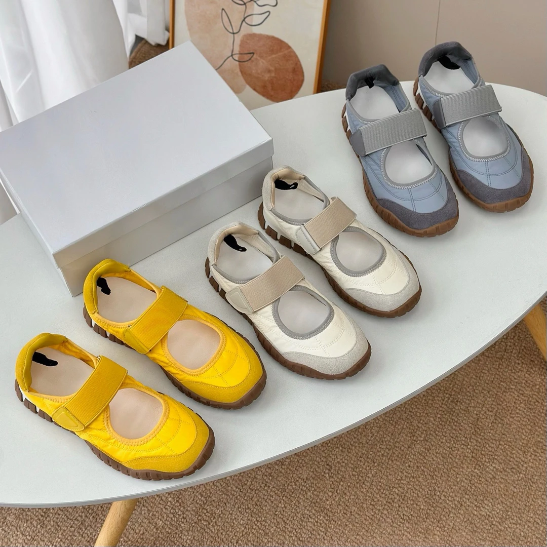 莞产高版~miu家2025年新款魔术贴玛丽珍单鞋女休闲鞋芭蕾舞饼干鞋