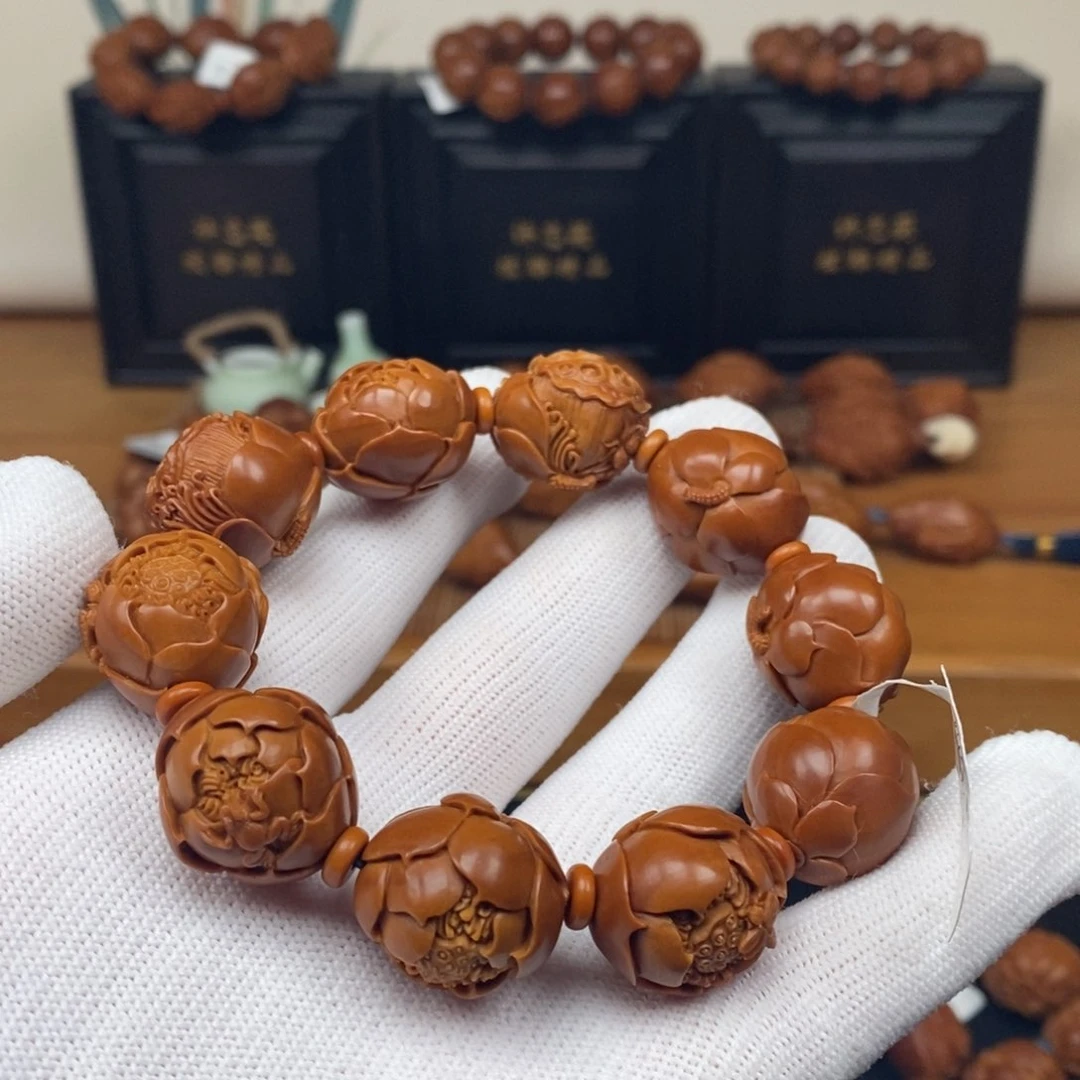 手串橄榄核曹华老师九品莲花1.8×2.1