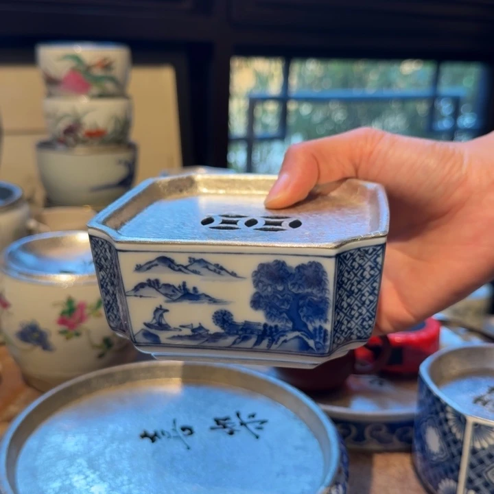壶承天的作品是由一
