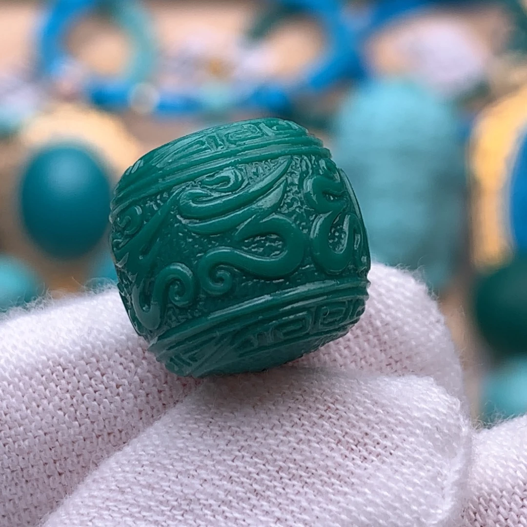 绿松石未镶嵌珠宝奇石14*13.2