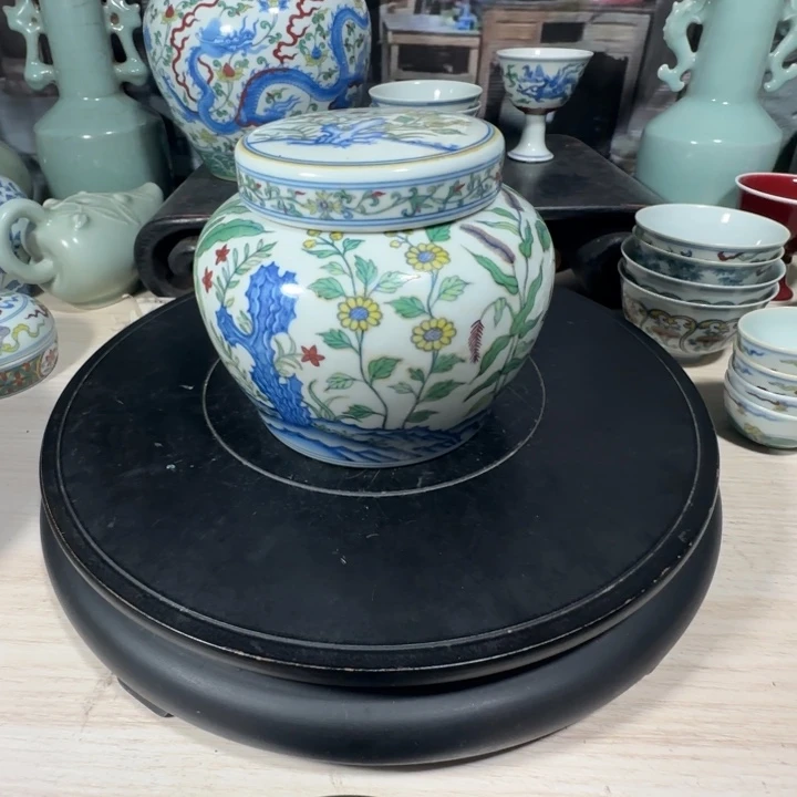 正***戒摆件青花花卉小小摆件