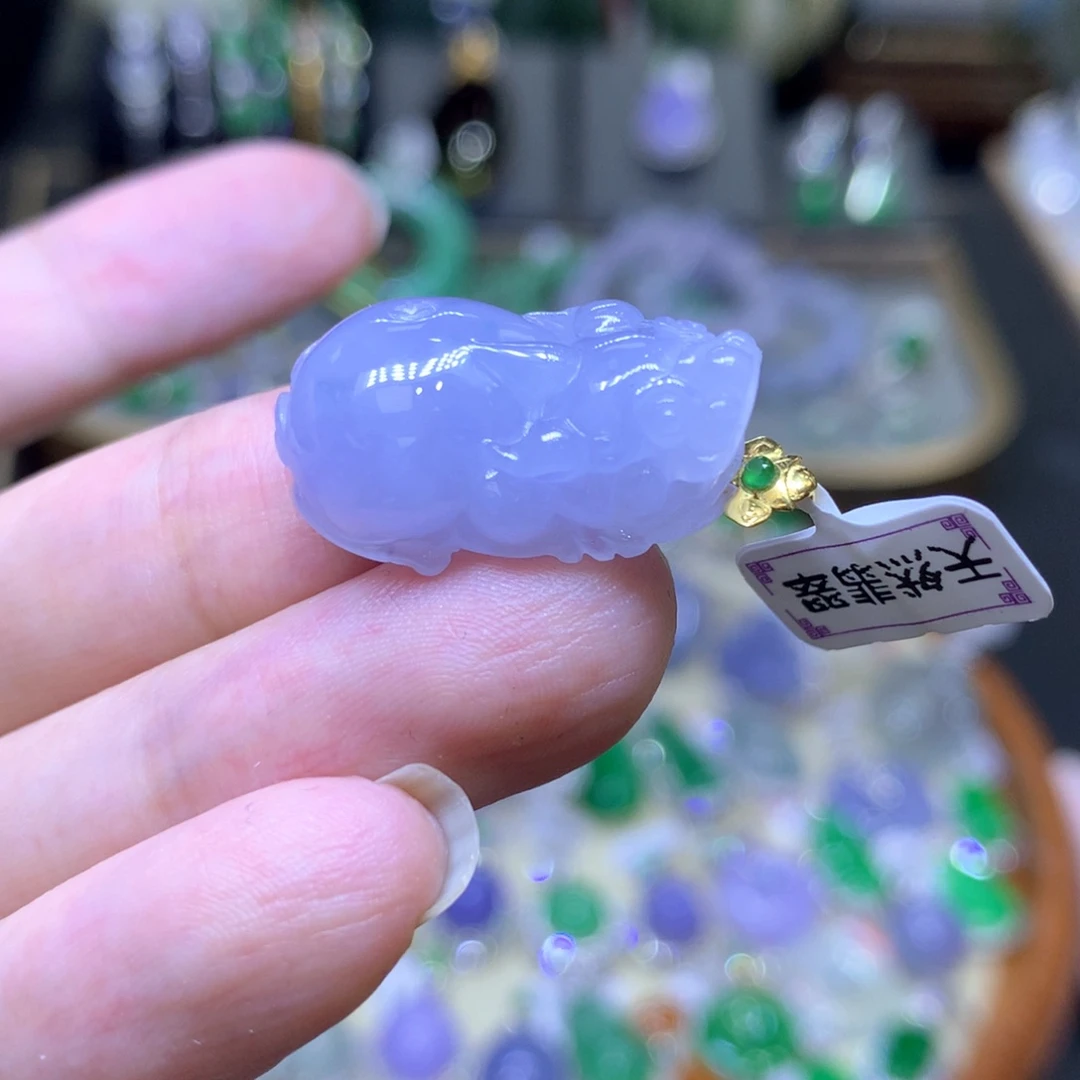 翡翠18K金镶嵌颈饰翡翠吊坠项链