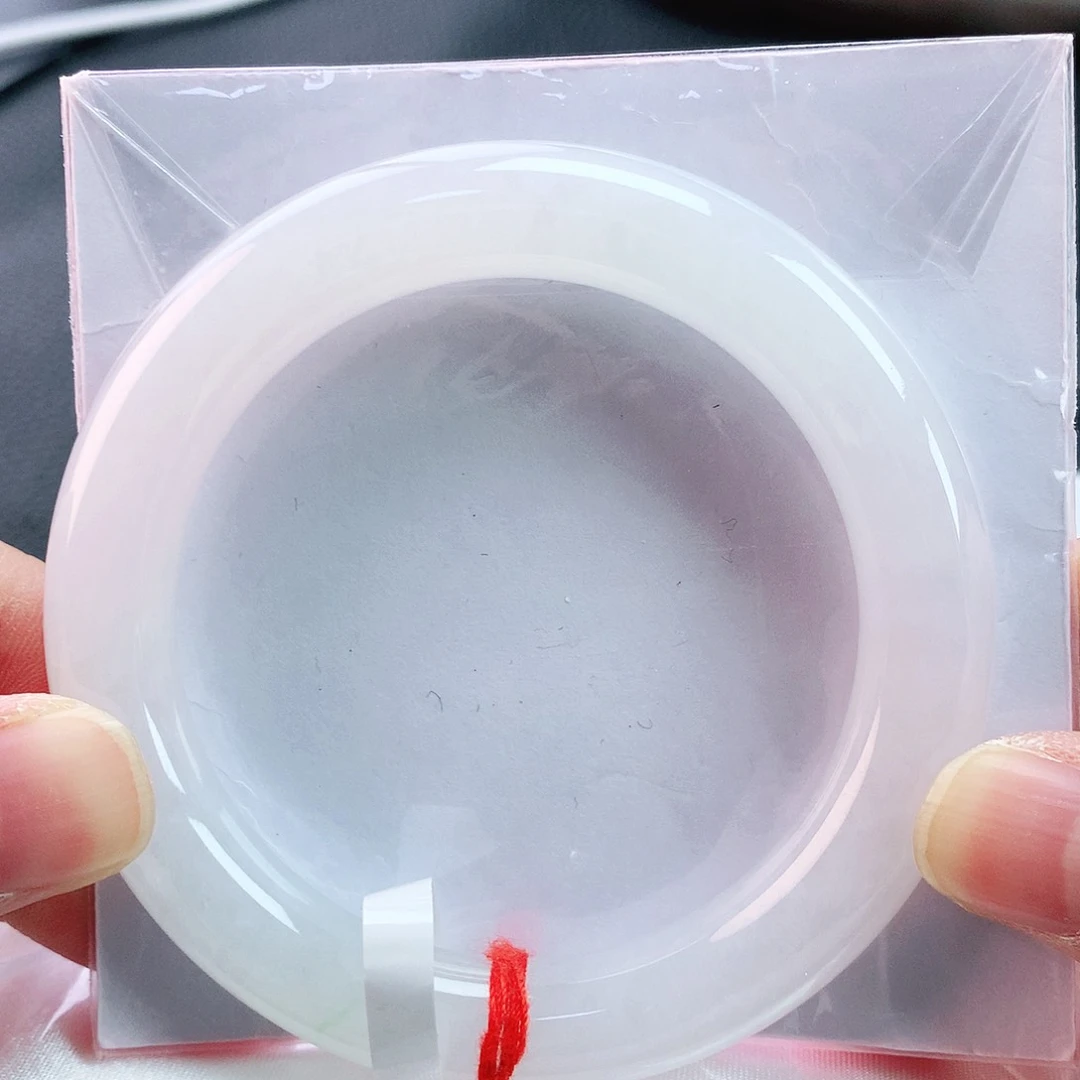 翡翠手镯未镶嵌54胖