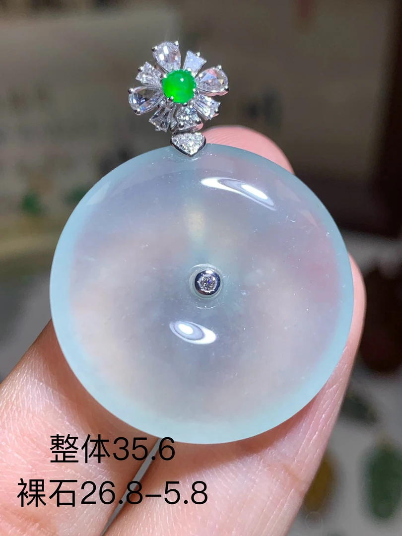 档口实拍 天然缅甸A货 18K金镶 高冰平安扣 胶感十足 饱满漂亮