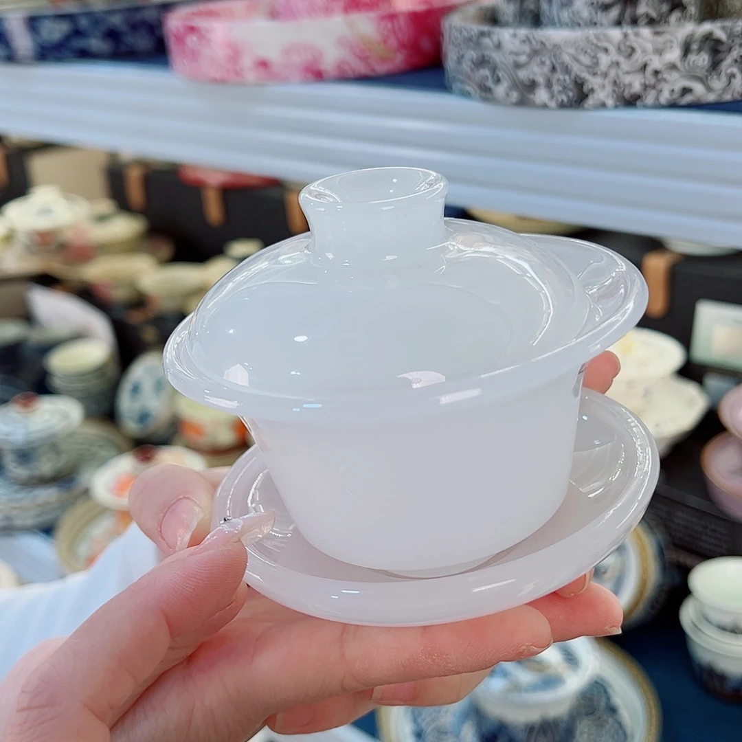 盖碗很漂亮，我很喜欢