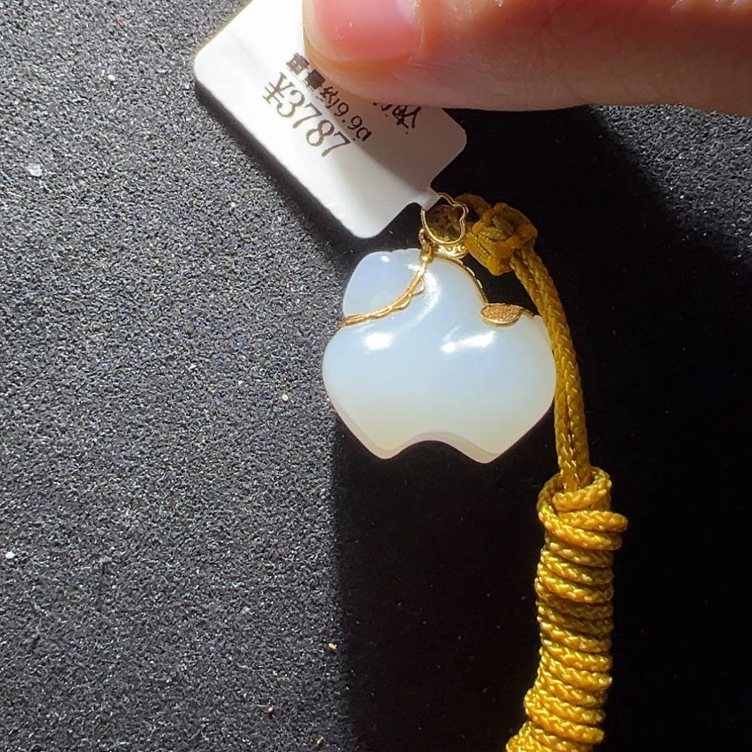 和田玉18K金镶嵌颈饰M71-021