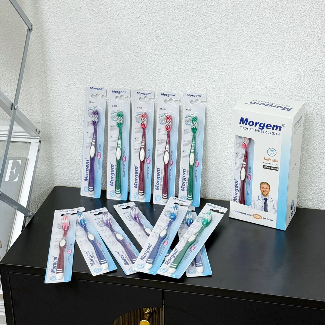 整盒入超值！高密软毛！美单细毛净齿硅胶手柄家用成人牙刷组合装