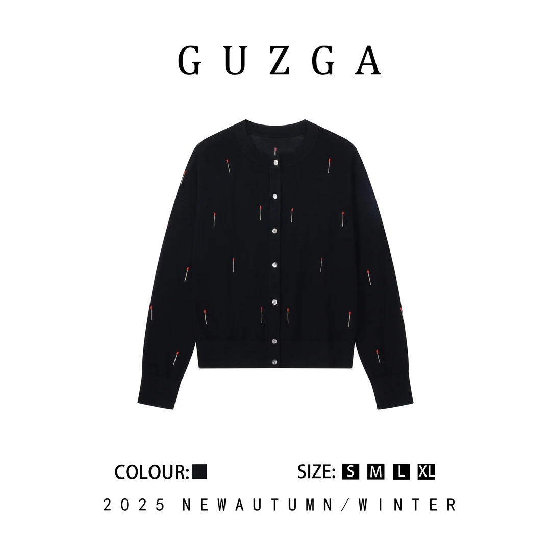 GUZGA【远山夏尽】2025秋季上新轻奢圆领单排扣薄款长袖针织时尚