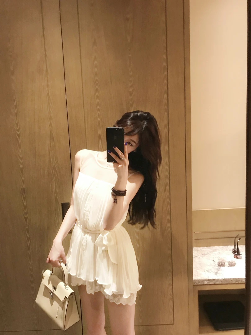 尹千金J【清冷佳人】轻盈薄纱量感压褶显瘦无袖背心裙+腰带Q257232