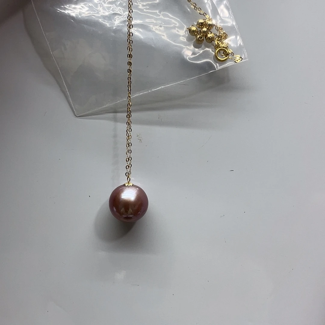 淡水珍珠18K金镶嵌颈饰