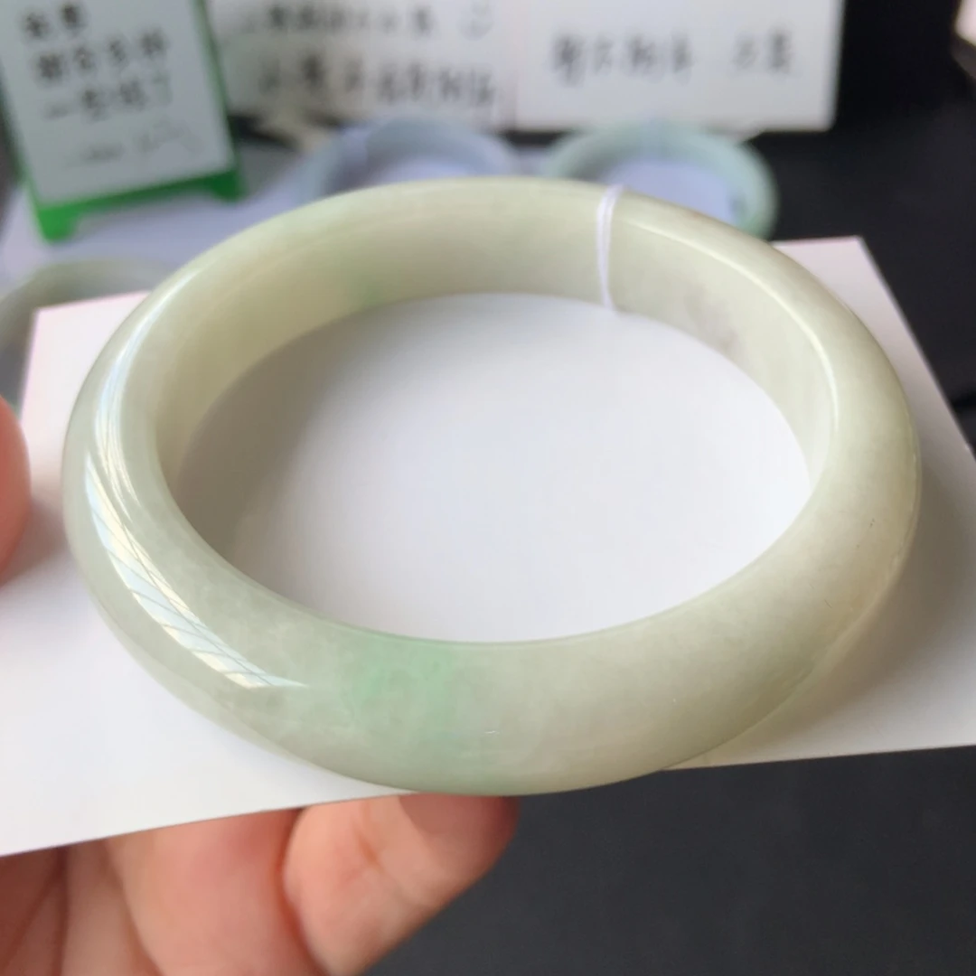 翡翠手镯未镶嵌22号59.5-12.2-8.9