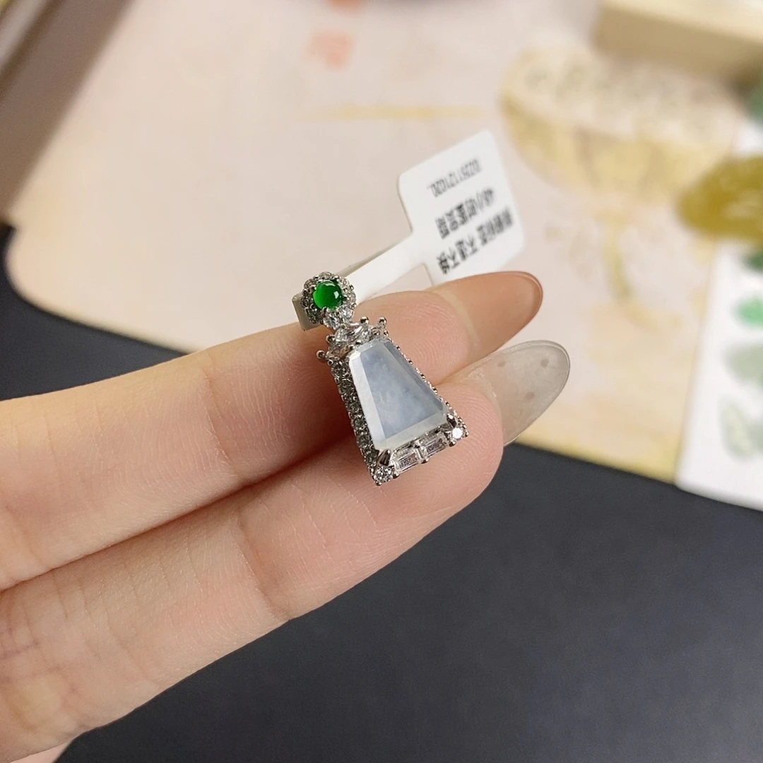 翡翠银S925镶嵌吊坠(不含链)