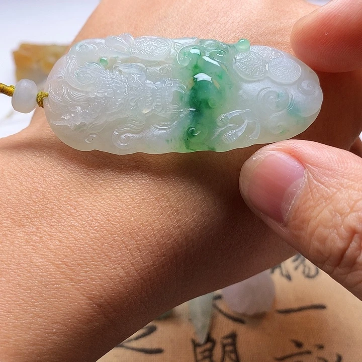 未镶嵌定制翡翠R****_