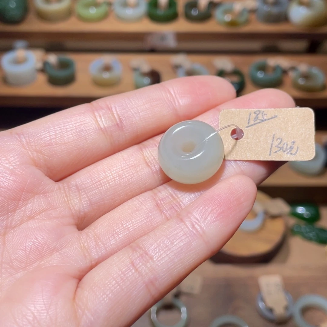 和田玉戒指未镶嵌吾****身185