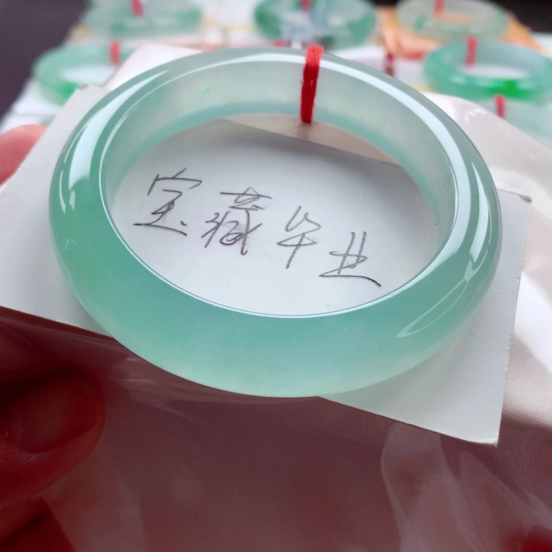未镶嵌手镯翡翠师妹冰甜绿高冰透光（8号）
