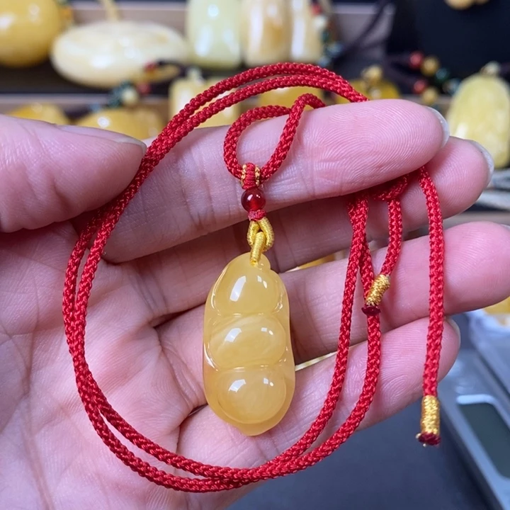 未镶嵌琥珀裸石福豆