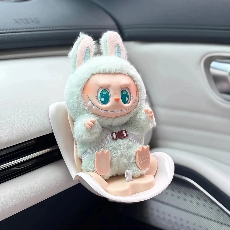 拉布布labubu车载玩偶安全座椅风口车内饰品摆件公仔娃娃汽车摆件
