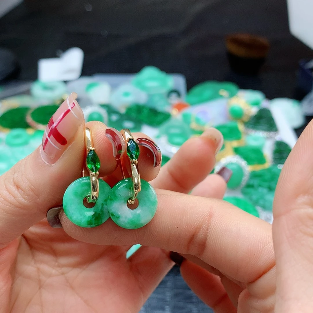 【闪购商品】翡翠耳饰未镶嵌，