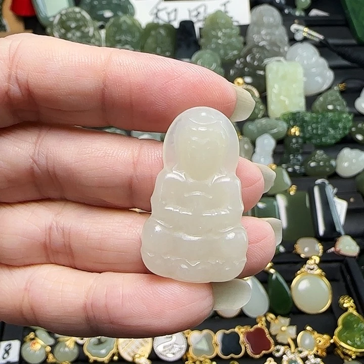 颈饰未镶嵌和田玉