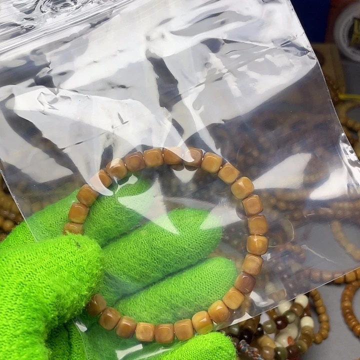 手串龙脊菩提转****年转身