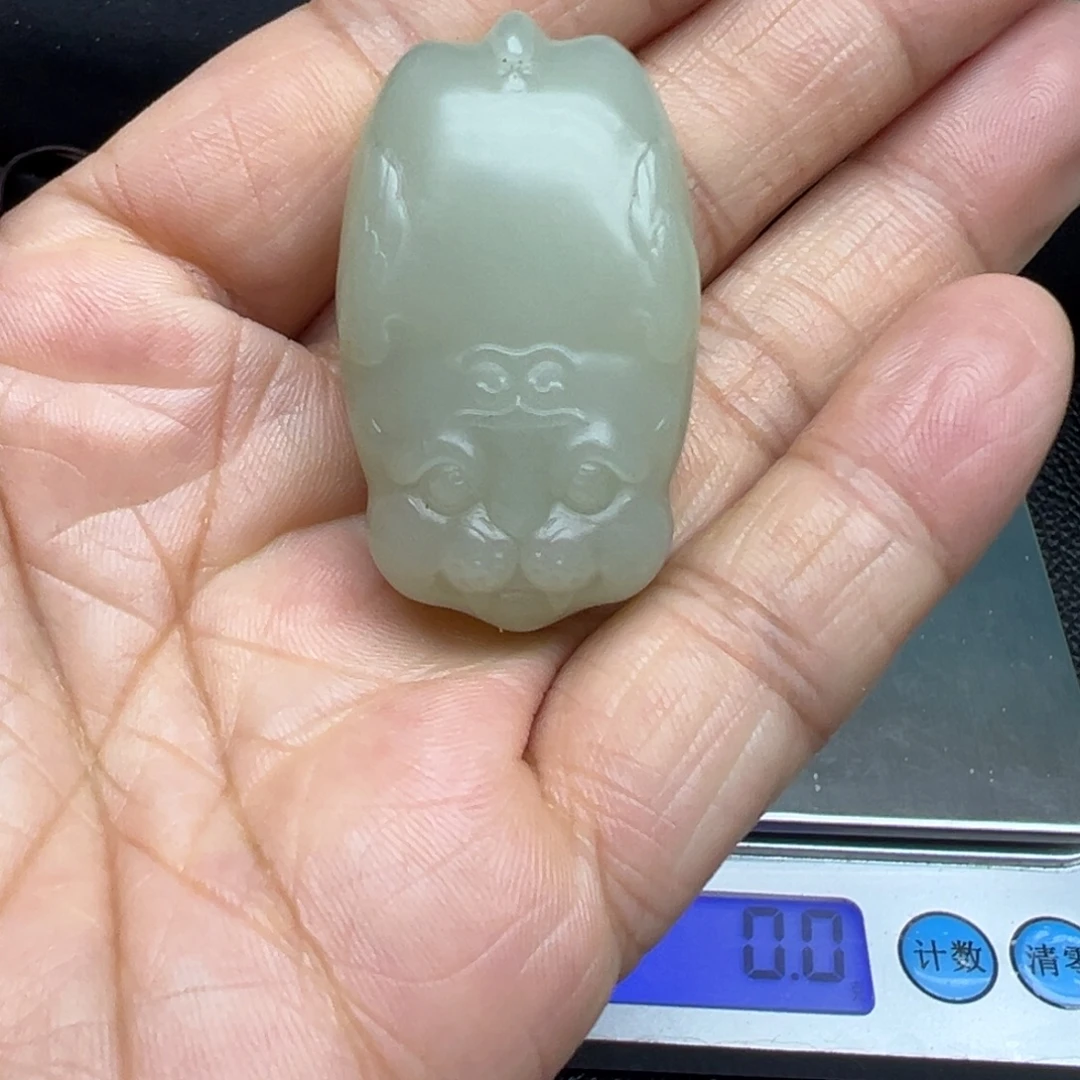 和田玉（糖玉）未镶嵌颈饰