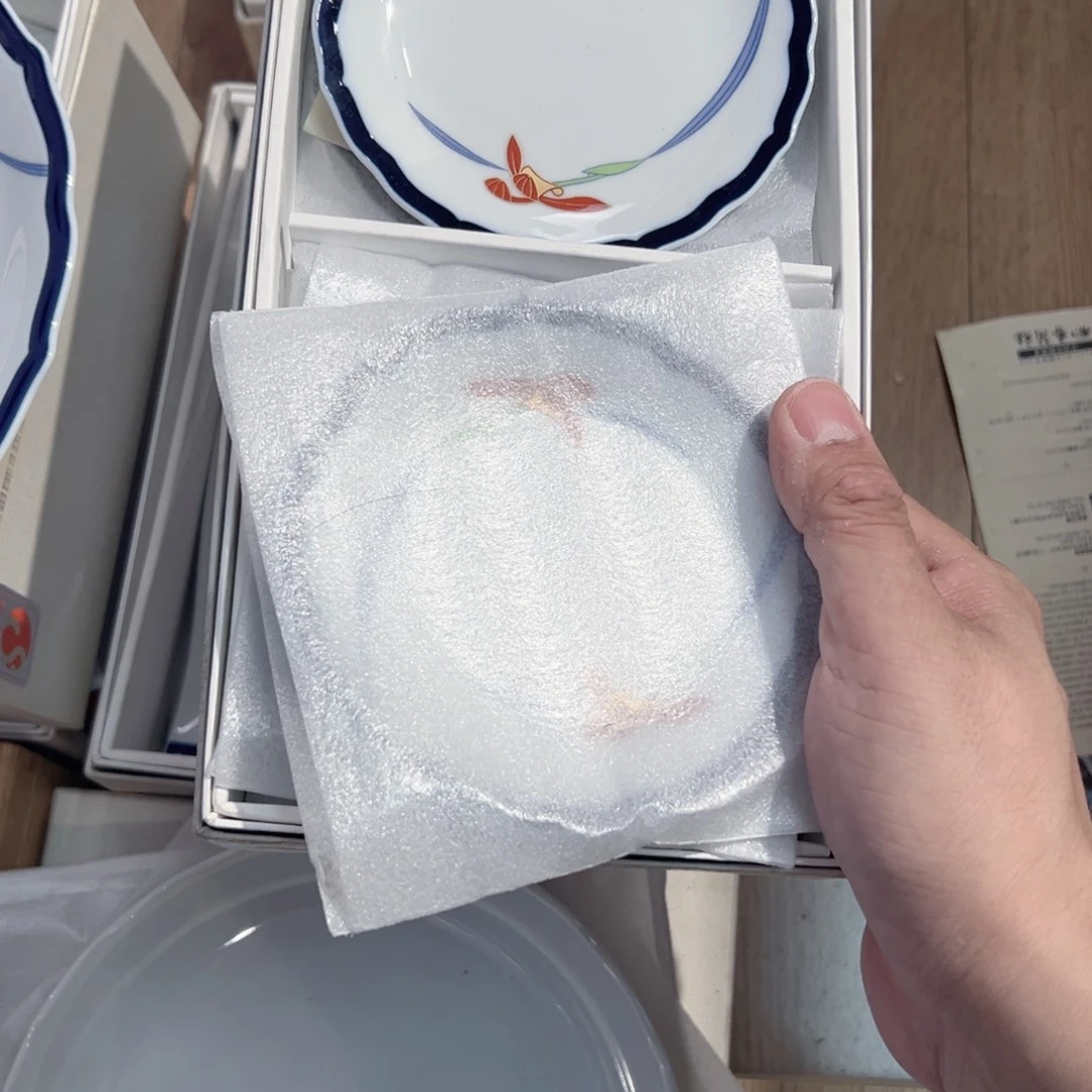 爱***境瓷片哈哈哈我也是很想要