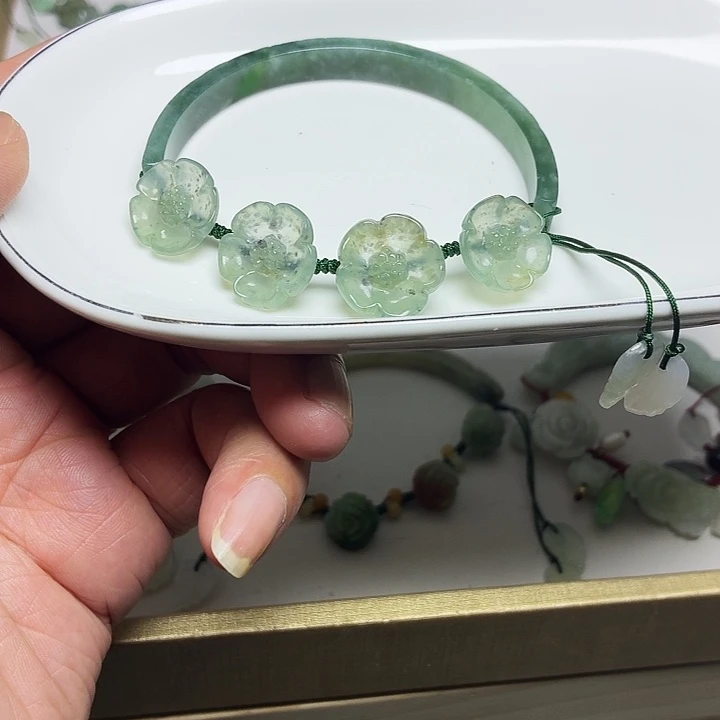 翡翠未镶嵌手镯16-17cm