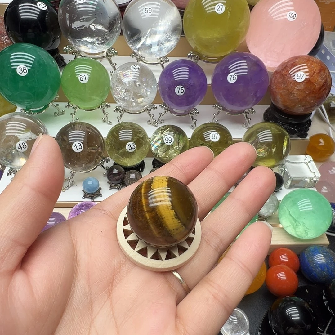 未镶嵌珠宝半成品水晶