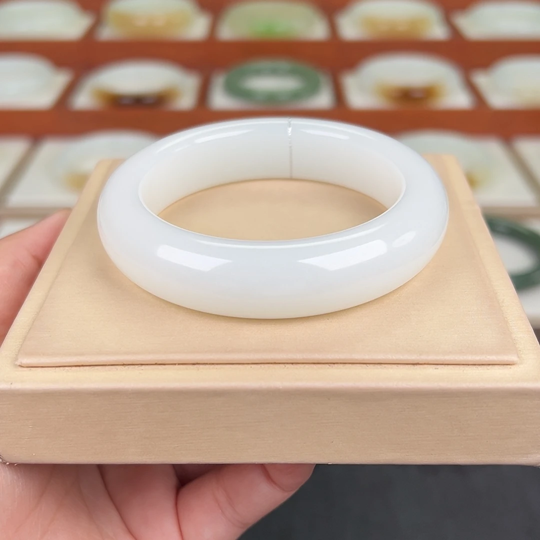 未镶嵌手镯和田玉白玉