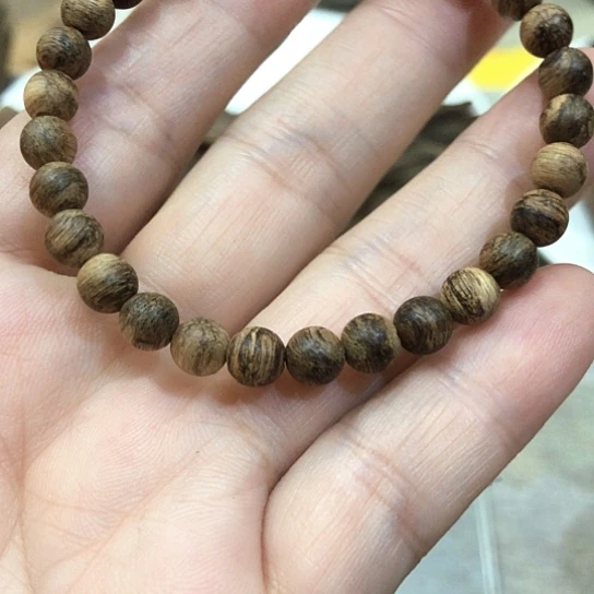 沉香手串称*沉香手串