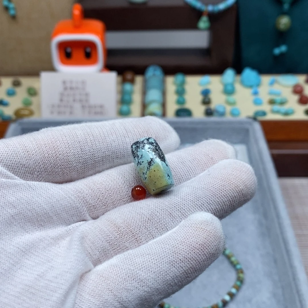 未镶嵌配饰南红玛瑙