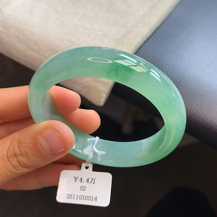 未镶嵌手镯翡翠52.5满绿正圈