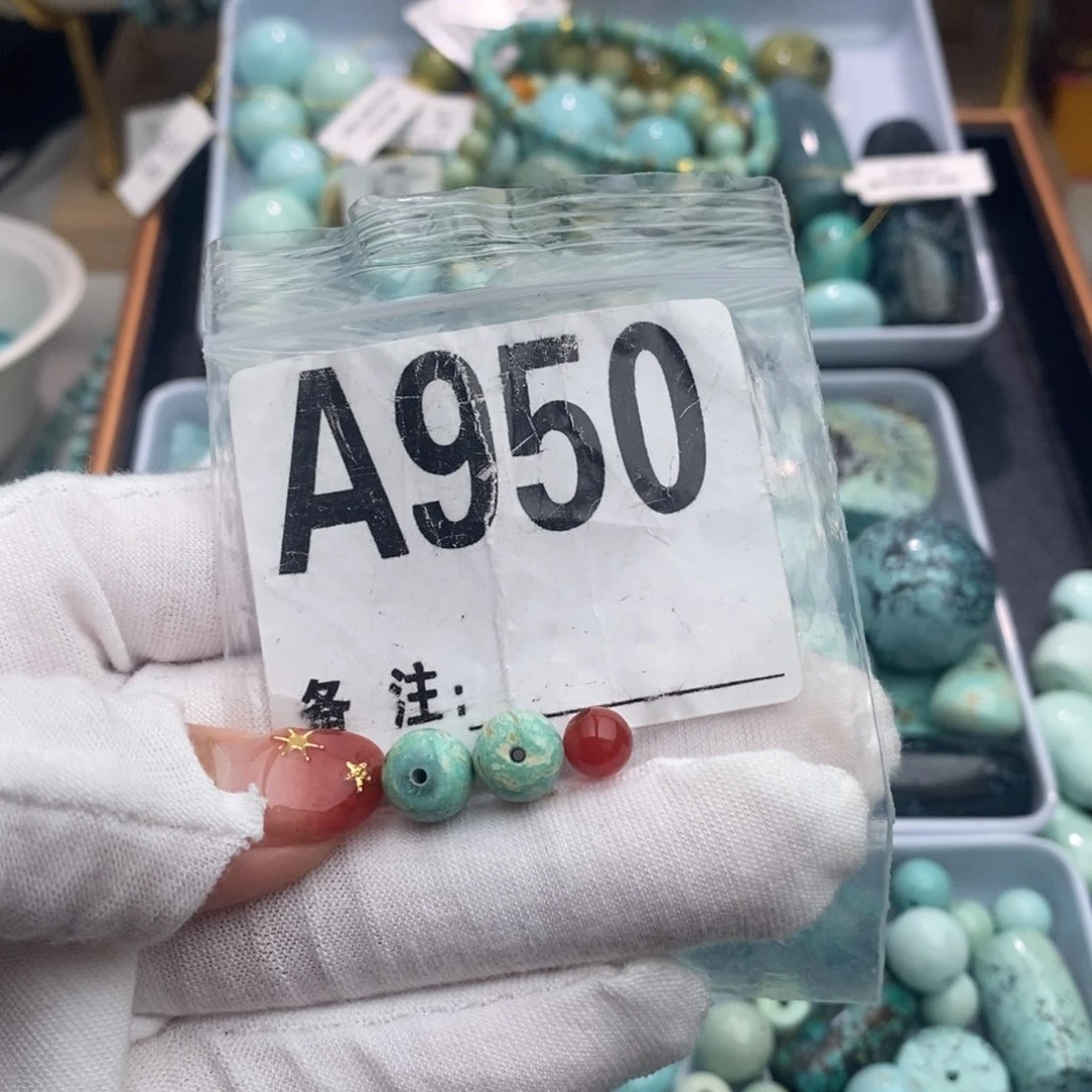 未镶嵌卡8老型一对南红玛瑙