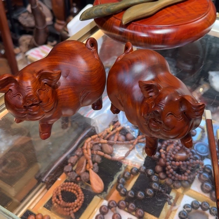 大果紫檀（缅甸花梨）花梨木精美对猪15公分