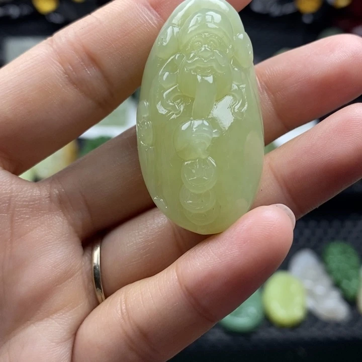 和田玉未镶嵌颈饰20