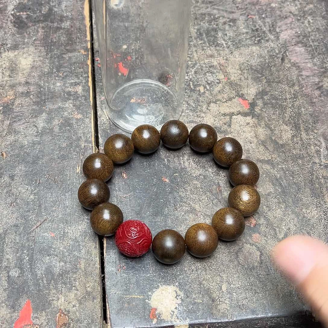 大叶紫檀（黑酸枝木类）