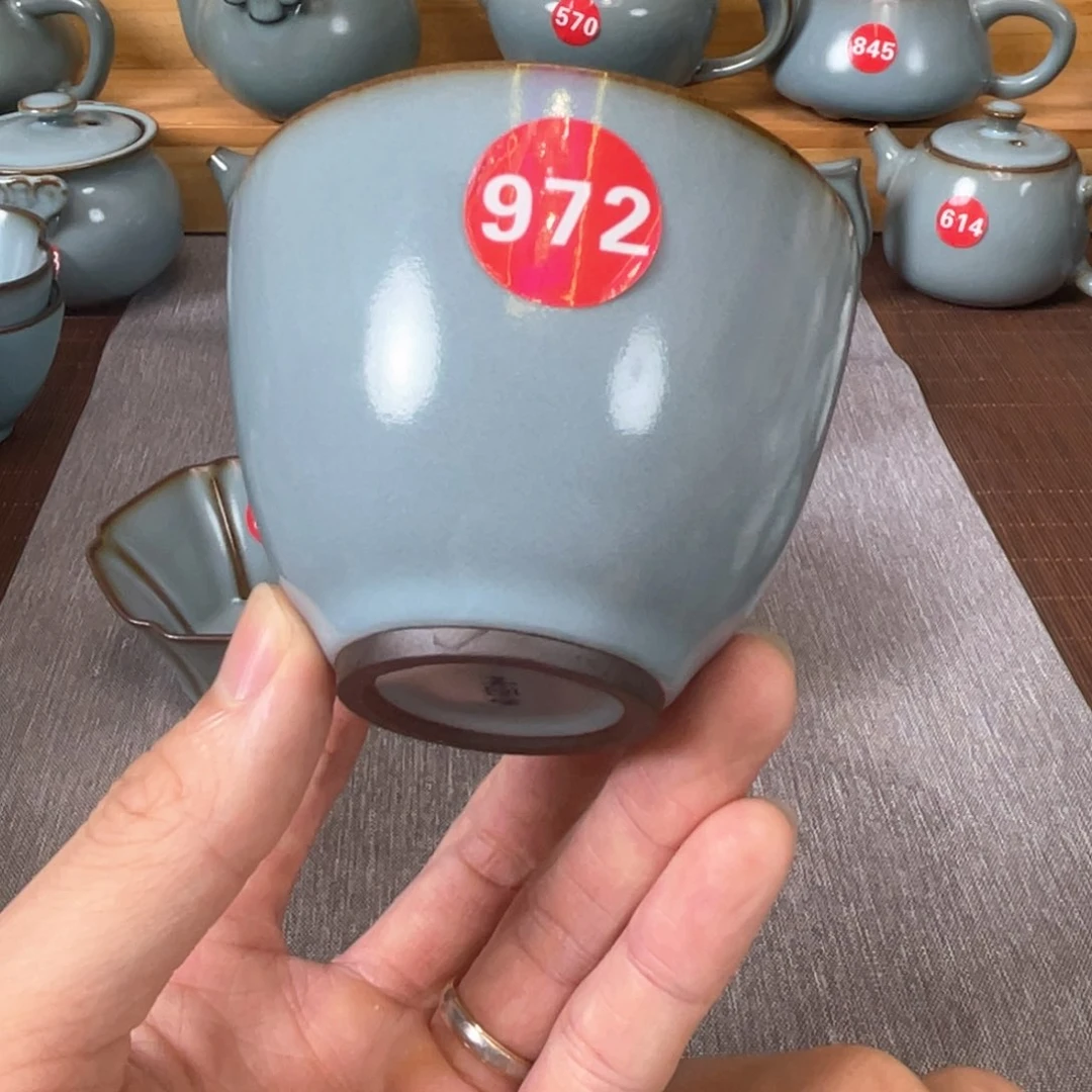 瓷片小微瑕。。。。。。。。。