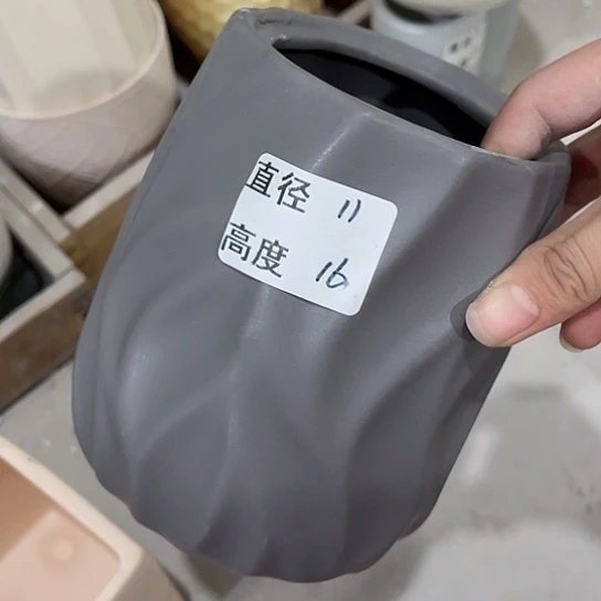 多肉绿植陶瓷花盆9.9包邮，有孔