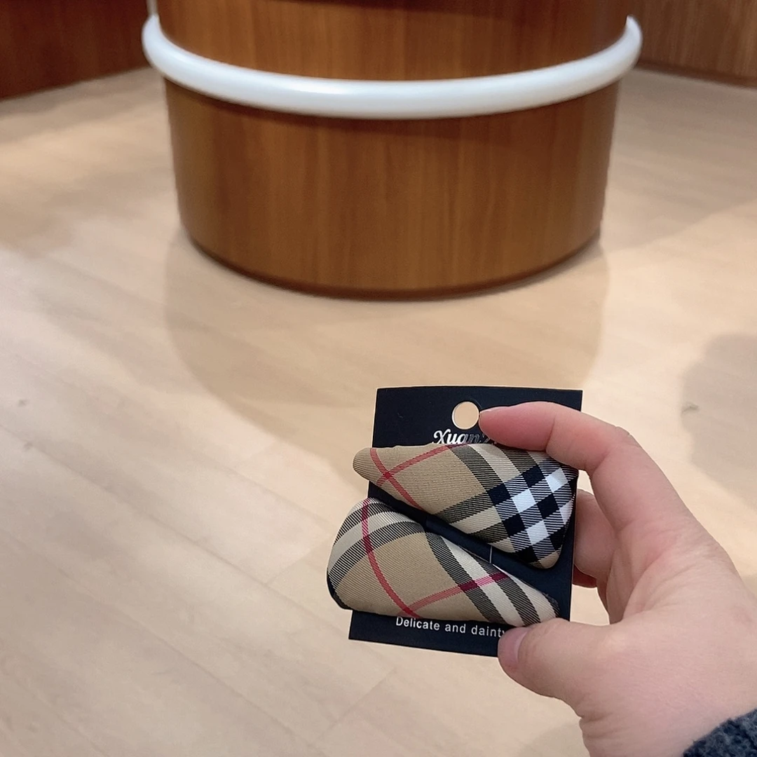 布艺铁合金掰掰夹