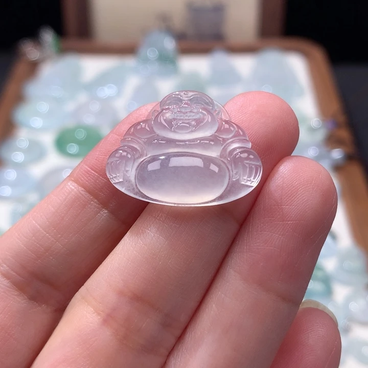 颈饰未镶嵌翡翠冰种佛公