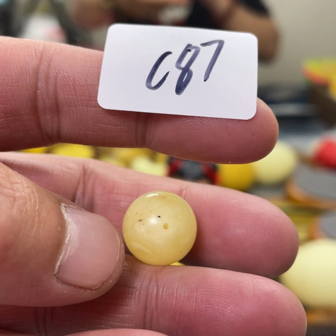 手链琥珀未镶嵌多样性发，发其中一件