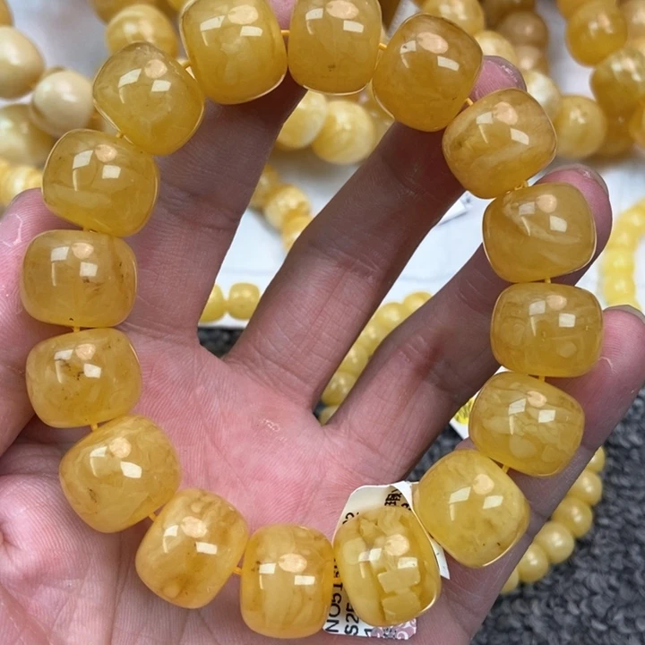 琥珀未镶嵌珠宝奇石4