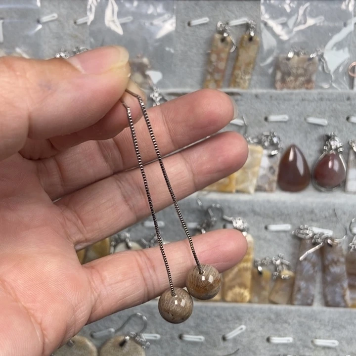 未镶嵌手链硅化珊瑚（珊瑚玉）