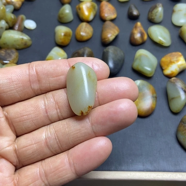 ^***^和田玉（糖玉）未镶嵌珠宝奇石