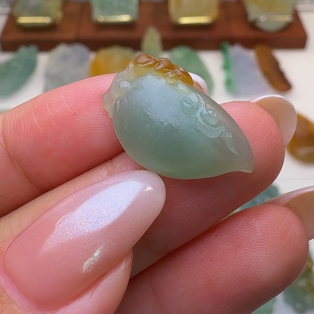 未镶嵌定制翡翠毛货