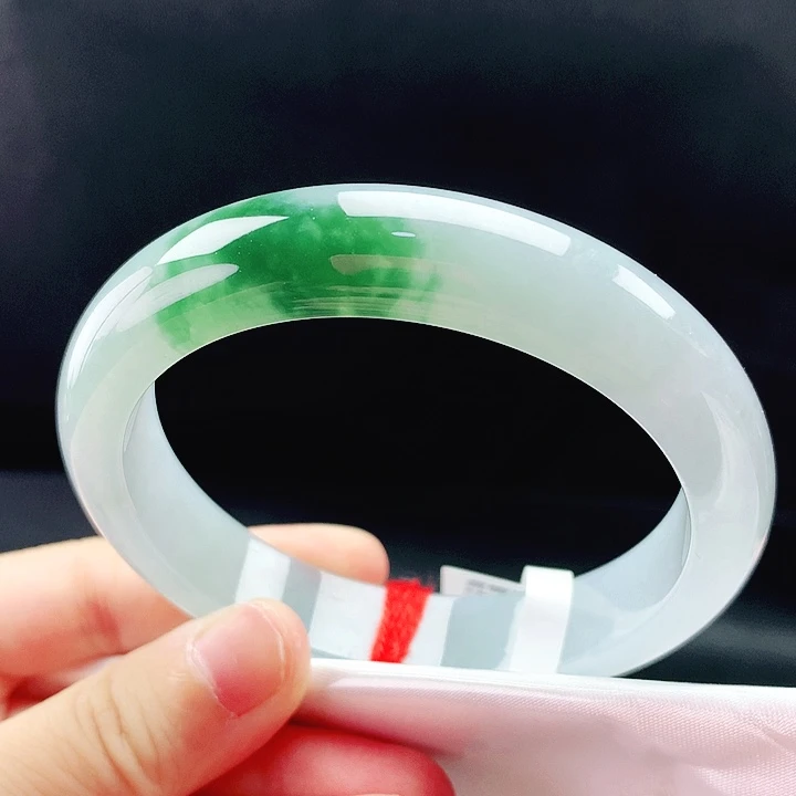 未镶嵌手镯翡翠57圈