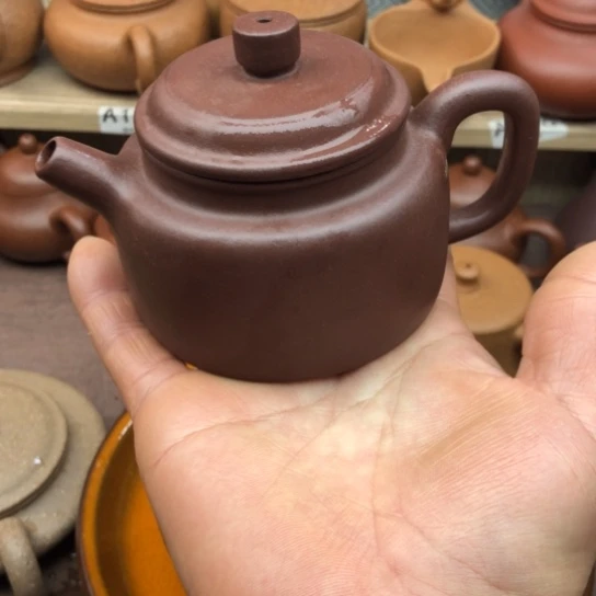 茶壶紫砂低槽青得中170豪升左右
